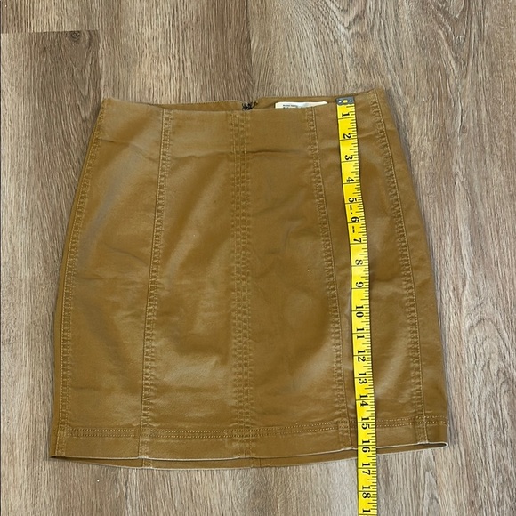 Mudd Tan Pencil Mini Skirt Casual Work - Picture 2 of 5